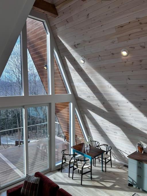 Fox Ridge-Black Alder Lodging Logan Esterno foto